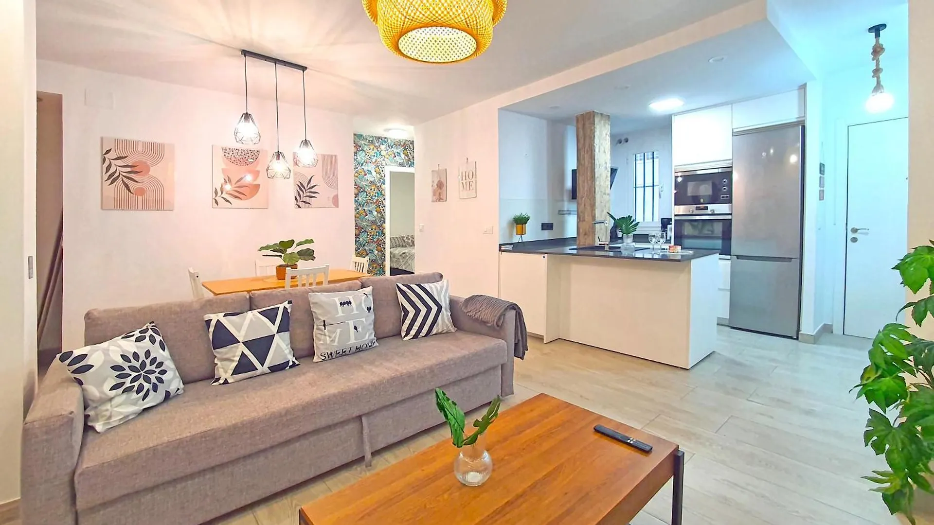5 Apartamento De 2 Habitaciones Y Metro 塞维利亚 西班牙